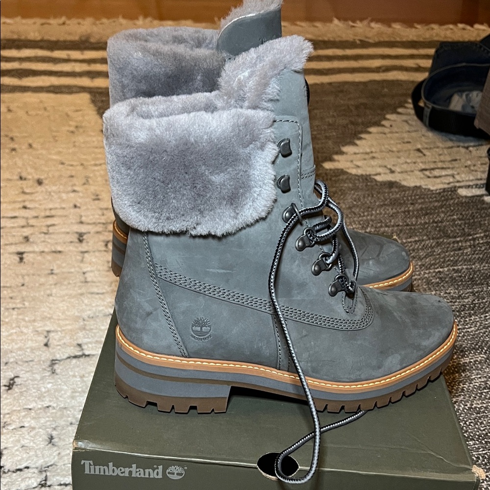 Timberland Women's Gray and Brown Fur Boots